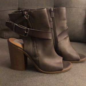 DV Peep Toe Booties